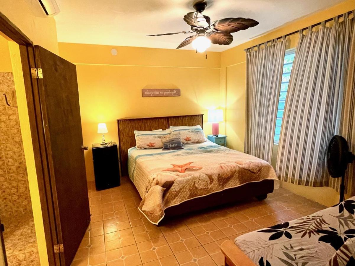 Esperanza Inn Guesthouse (Adults Only) Vieques Pokój zdjęcie