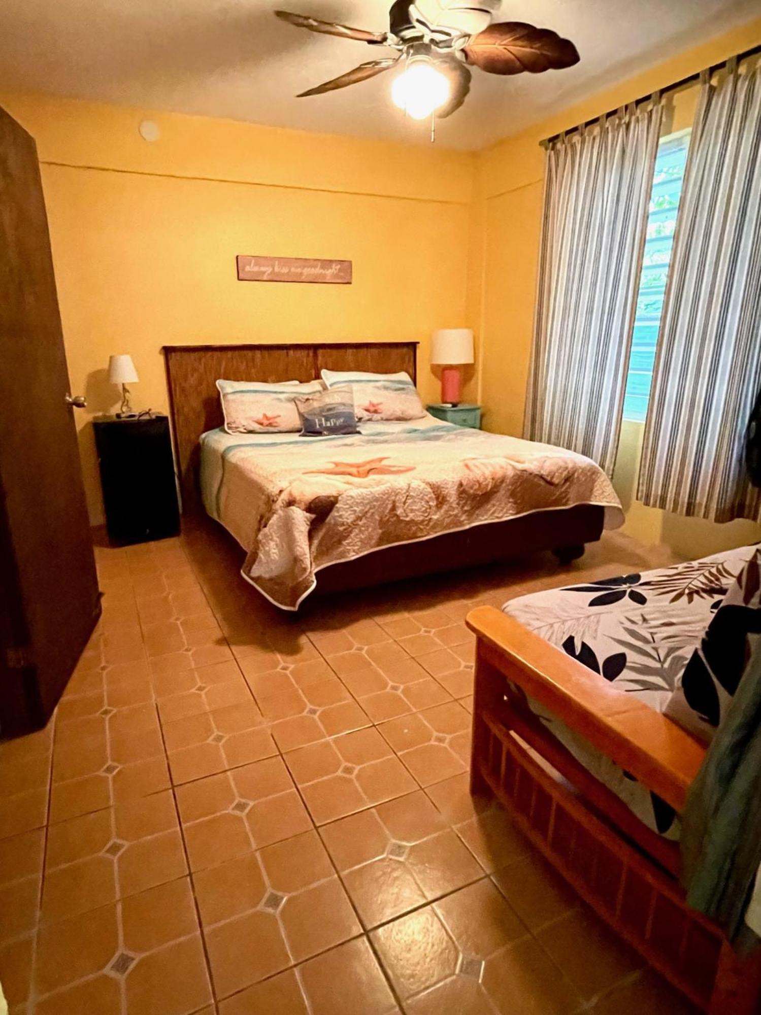 Esperanza Inn Guesthouse (Adults Only) Vieques Pokój zdjęcie